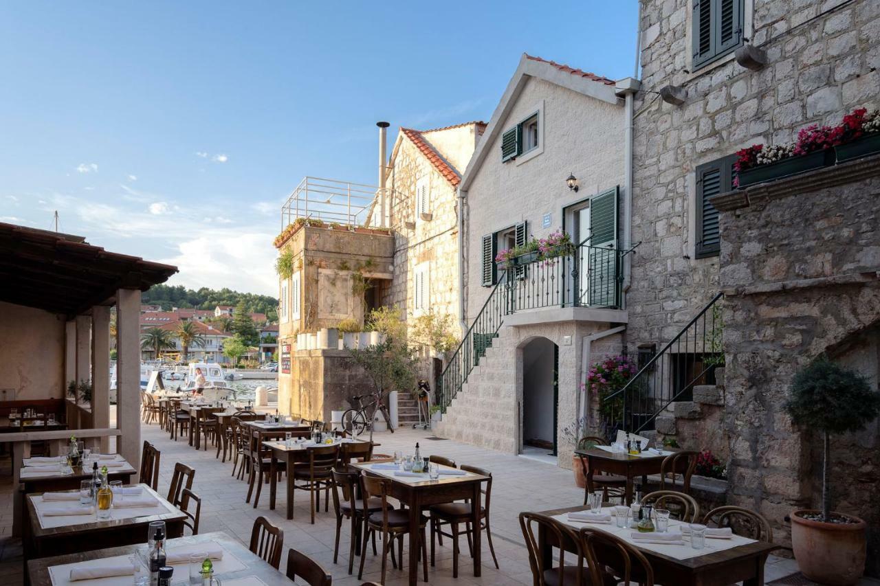 Bobotovi In Center Of Stari Grad, Hvar Stari Grad (Hvar)